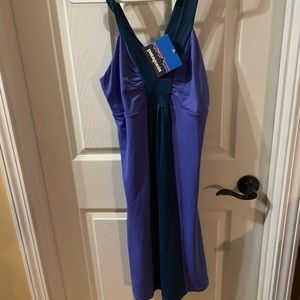 Patagonia slim fit dress